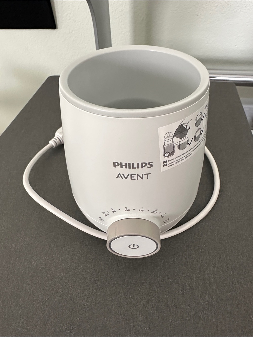 Philips Avent White Baby Bottle Warmer